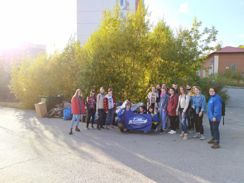 Студенты ТИБа приняли участие в глобальной уборке